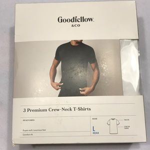 Goodfellow & Co. premium crew neck t-shirts